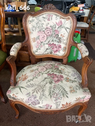 Старинно кресло внос от Нидерландия