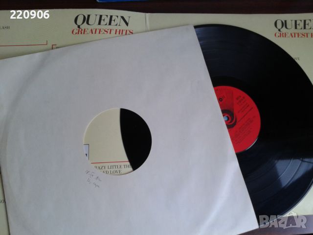 Двойна плоча Queen "Greatest Hits" Балкантон, снимка 2 - Грамофонни плочи - 41975148