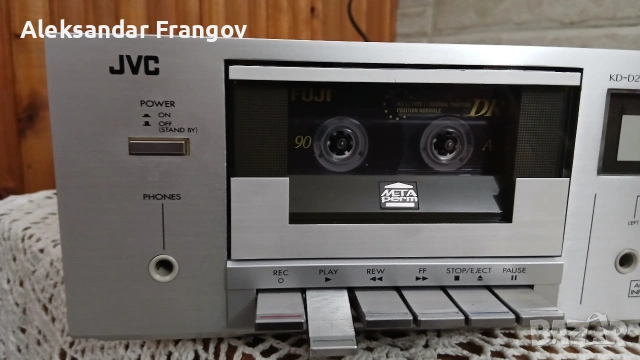 JVC KD - D 2, снимка 6 - Декове - 53209415
