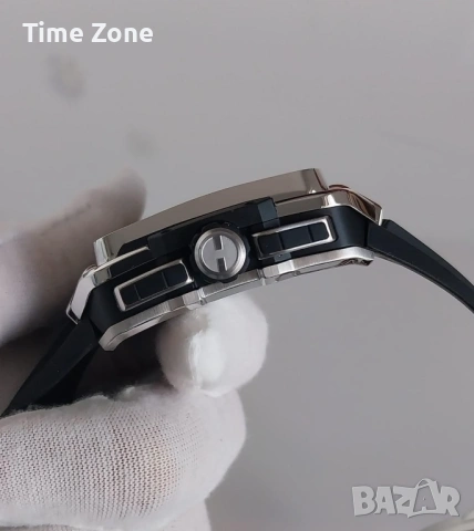 Hublot Square Bang Unico 42mm Chronograph, снимка 5 - Мъжки - 54043147