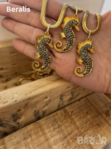 Колие с морски кон, от стомана, личен дизайн., снимка 2 - Колиета, медальони, синджири - 53495633