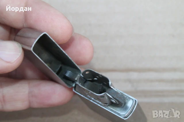 Оригинална запалка ''Zippo'', снимка 7 - Колекции - 51170713