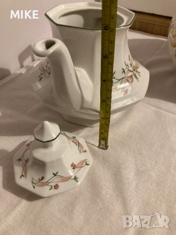 Винтидж чайник и гърне/саксия, снимка 3 - Антикварни и старинни предмети - 52338554