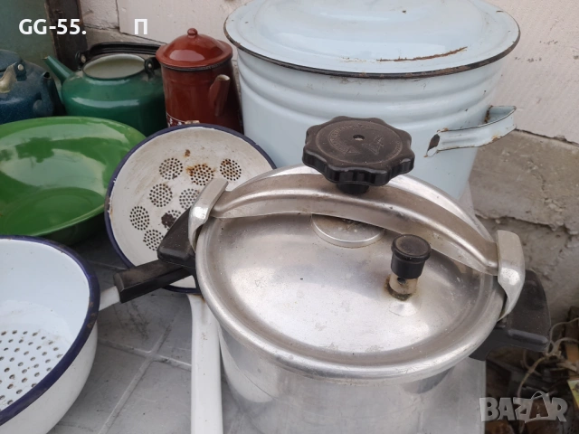 Емайлирана посуда, снимка 16 - Прибори за хранене, готвене и сервиране - 53193757