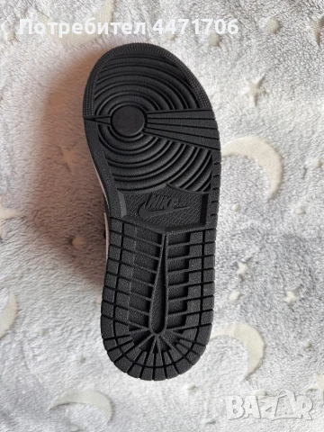 Маратонки Nike Air Jordan , снимка 7 - Маратонки - 50614402