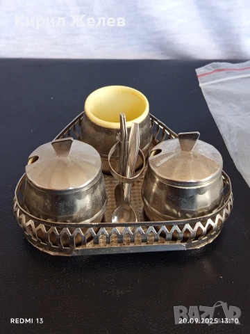 Винтидж Руски комплект за подправки метален рядък за КОЛЕКЦИЯ 51063, снимка 4 - Други ценни предмети - 51777208