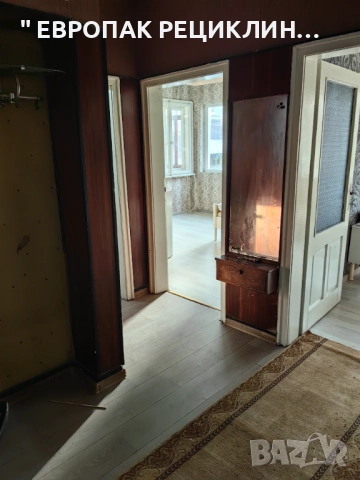 Собственик ОТДАВА Самостоятелен ЕТАЖ от КЪЩА 100кв + 250кв САМОСТОЯТЕЛЕН Двор, снимка 17 - Етаж от къща - 52669820