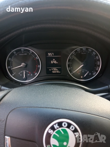 Продавам Шкода Октавия, снимка 2 - Автомобили и джипове - 52664786