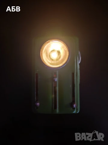 Продава се трицветен железничарски ретро фенер