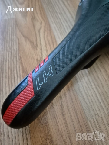 Selle Italia седалка за велосипед от естествена кожа , снимка 4 - Части за велосипеди - 53218489