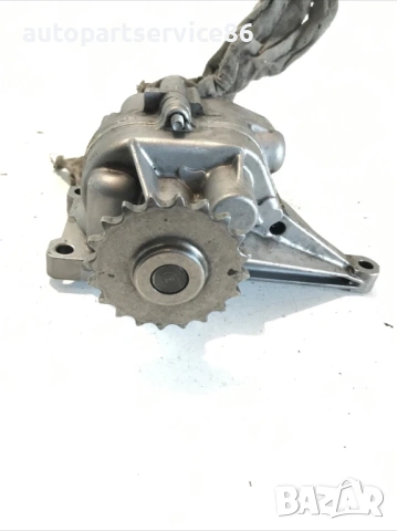 Помпа за масло на двигател 2.2 CDI за Mercedes W639 Vito (2003-2008) A6121810047, снимка 3 - Части - 54112386