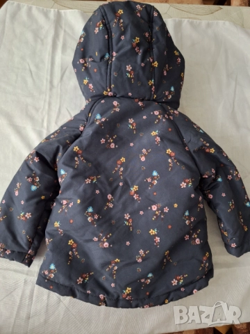 Ново зимно яке за бебе момиче. Размер 6-9 м , снимка 4 - Бебешки якета и елеци - 50471536