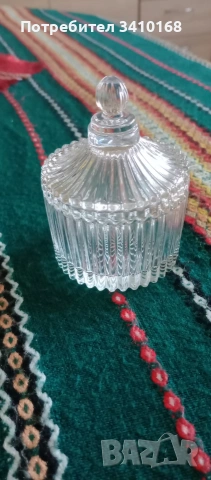 Стъклена захарница