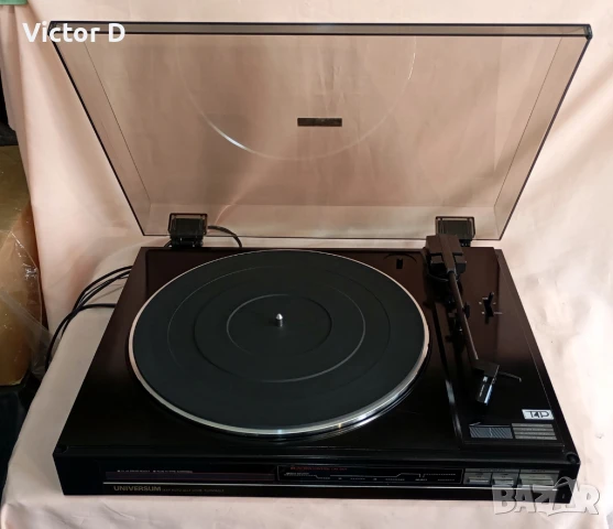 UNIVERSUM F 4386 - Грамофон , снимка 3 - Грамофони - 51406241