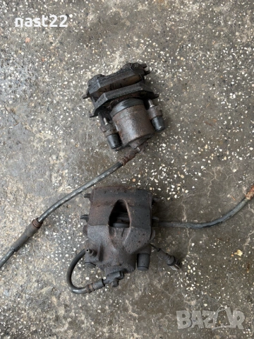 Предни спирачни апарати Фолксвсаген Голф 5/VW GOLF 5 1.6 102 K.S, снимка 4 - Части - 53287203