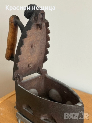 Стара ютия на жар с ажурна чугунена поставка, снимка 7 - Антикварни и старинни предмети - 53187403