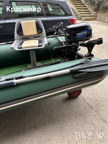 Надуваема лодка и мотор, снимка 2 - Воден транспорт - 49896439