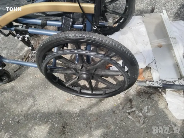 инвалидна количка асистент с малки колела, снимка 12 - Инвалидни колички - 50024460