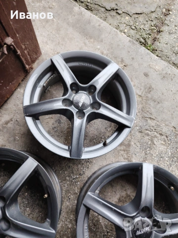 Джанти Хонда 15 , снимка 5 - Гуми и джанти - 53505026