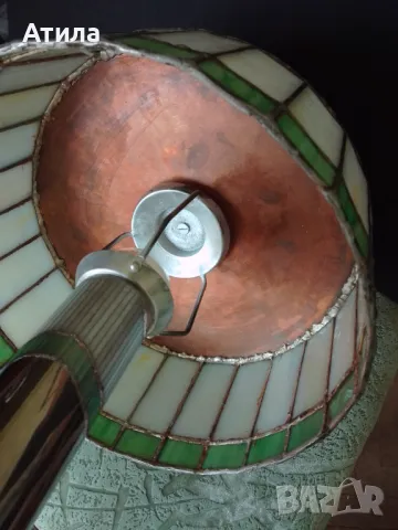 нощна лампа стъкло, метал 38 см, снимка 3 - Настолни лампи - 49096491