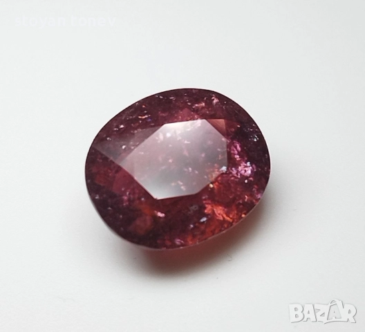 Забележителен турмалин в голям размер и рядък цвят 17.20Кт.! Сертифициран! Нов!, снимка 5 - Други - 52461513