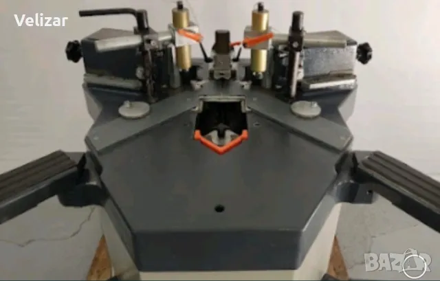 Автоматична ъглонабивна машина ELUMATEC EP124 Германия, снимка 4 - Други машини и части - 49839875