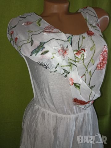 Дълга италианска рокля от естествена коприна , тюл с бродерия и подплата от трико L, XL, снимка 7 - Рокли - 45713017