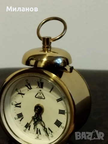 Стар механичен будилник, настолен часовник, снимка 3 - Антикварни и старинни предмети - 51979114