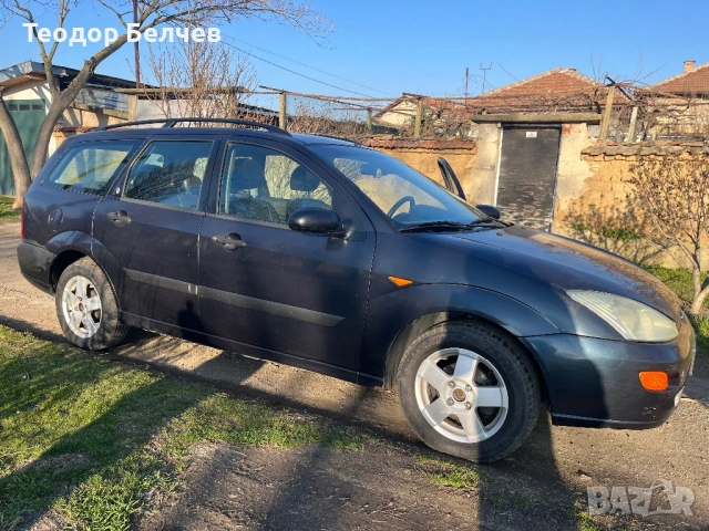 Форд Фокус 1.6 16V бензин/газ с ПРОБЛЕМ пукната глава , снимка 3 - Автомобили и джипове - 53659389