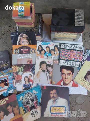 Стар грамофон и грамофони плочи