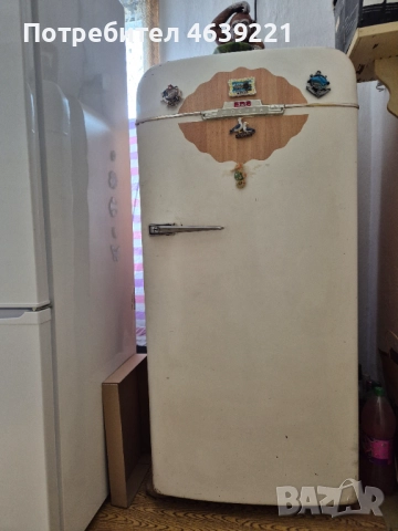 Хладилник ЗИЛ Москва, снимка 3 - Хладилници - 52259529