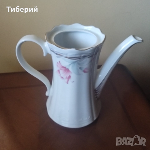 Порцеланов чайник, снимка 4 - Декорация за дома - 52113886