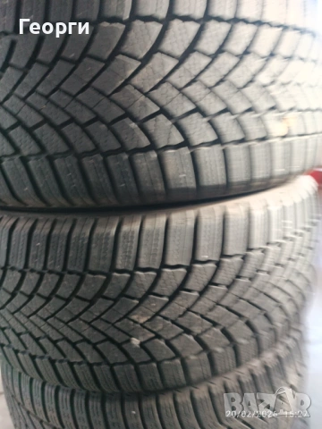 2бр.зимни гуми 235/45/18 Bridgestone, снимка 7 - Гуми и джанти - 53611862
