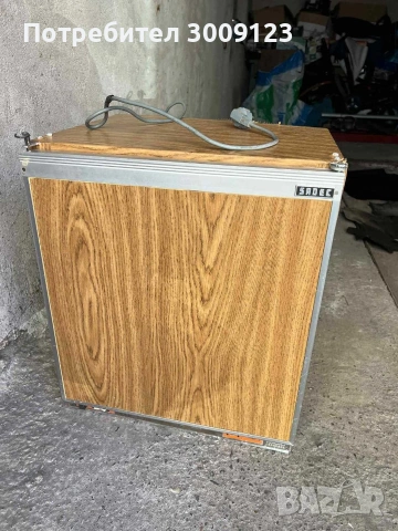 Хладилник за каравана 