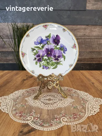 Колекционерска чиния Royal Albert, Pansies, снимка 3 - Колекции - 46523876