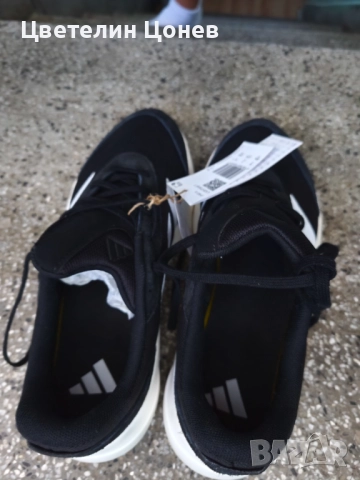 Маратонки Адидас 43,5, снимка 4 - Маратонки - 51553576