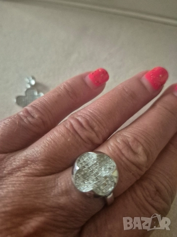 висулка и пръстен El Grado, снимка 2 - Бижутерийни комплекти - 51854752