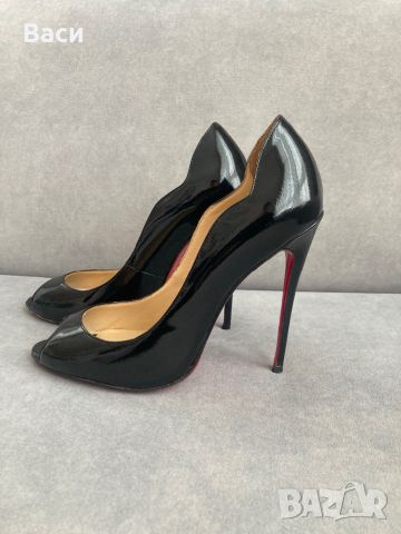 Christian Louboutin дамски обувки, снимка 1 - Дамски обувки на ток - 45744450