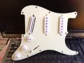 Roswell HSS Stratocaster Alnico 5 pickguard Mint Green , снимка 4