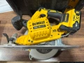 Акумулаторен ръчен циркуляр DeWALT DCS570 с Гаранция, снимка 5