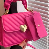 Модерна чантичка в оранжево или розово , снимка 3 - Чанти - 45543579