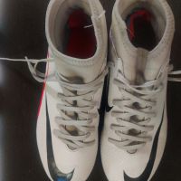 Обувки за футбол, снимка 1 - Детски маратонки - 45080992