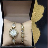 Красив комплект от дамски часовник с гривна в елегантен дизайн с камъни цирконии Gift3, снимка 2 - Гривни - 45762121