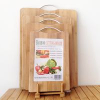 Бамбукова кухненска дъска с дръжка , снимка 1 - Аксесоари за кухня - 46099551