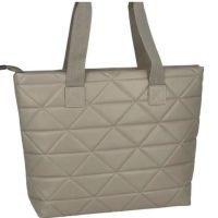 Дамска капитонирана чанта от еко кожа - супер удобна подходяща за ежедневието, снимка 3 - Чанти - 45009751