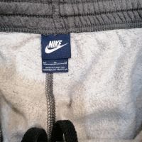 Nike , снимка 3 - Спортни дрехи, екипи - 45687461