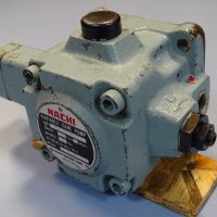 Хидравлична пластинчата помпа NACHI VDR-1B-1A2-21 variable vane pump 30L/min, снимка 6 - Резервни части за машини - 45239484