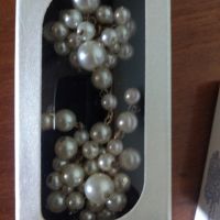 Дамски комплект(пръстен и брошка) с перли, снимка 1 - Бижутерийни комплекти - 45172539
