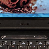 Лаптоп Asus F9e /Core2Duo/3GB DDR2/60GB HDD/DVD/12", снимка 8 - Лаптопи за дома - 45417118