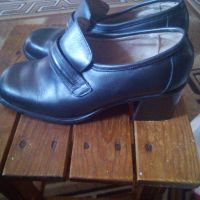 Дамски обувки, снимка 1 - Дамски обувки на ток - 45177469